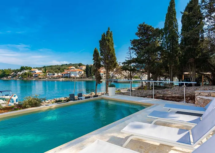 Beautiful Zman Near Sea In Dugi Otok