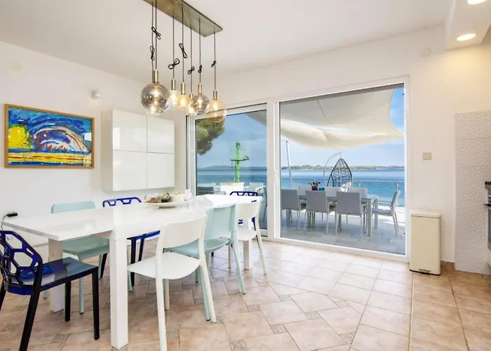 Beautiful Zman Near Sea In Dugi Otok * Sali