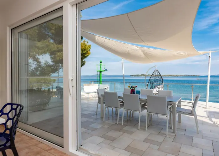 Beautiful Zman Near Sea In Dugi Otok