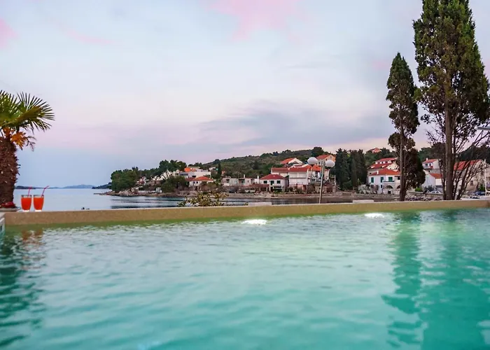 Beautiful Zman Near Sea In Dugi Otok *