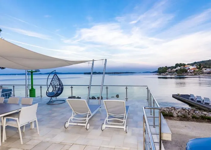 Вилла Beautiful Zman Near Sea In Dugi Otok Сали